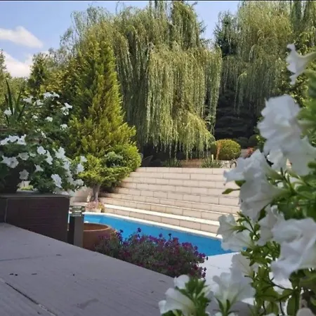 Villa Royal *