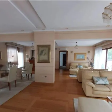 Royal Villa